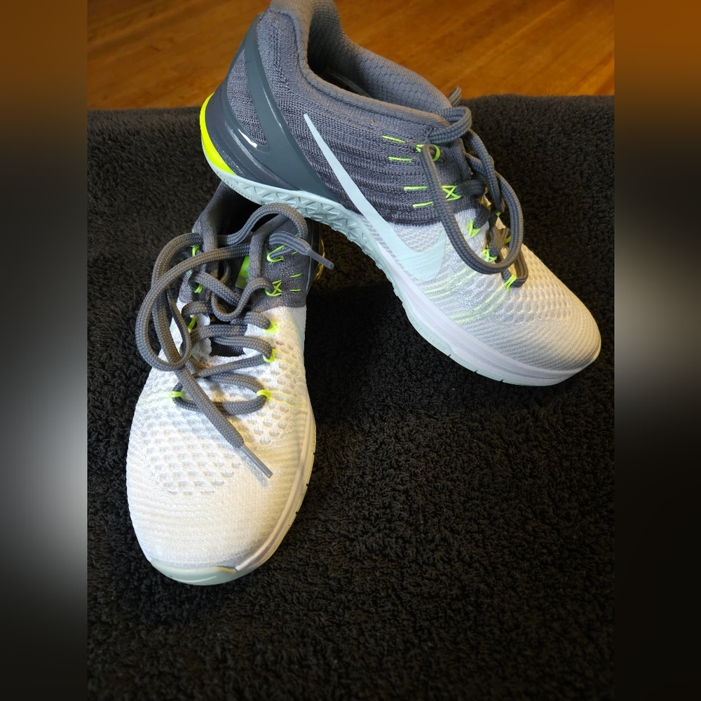 New Shoes, never used